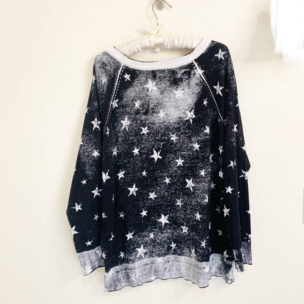 TORRID STAR PRINT RAGLAN CUT OUT SWEATER - Picture 5 of 9